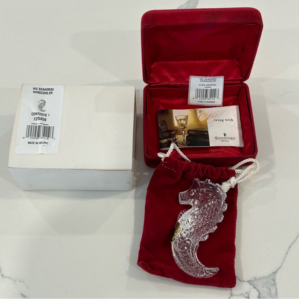 NWT 2004 Waterford Crystal Society Seahorse Hand Cooler Paperweight Bag & Box